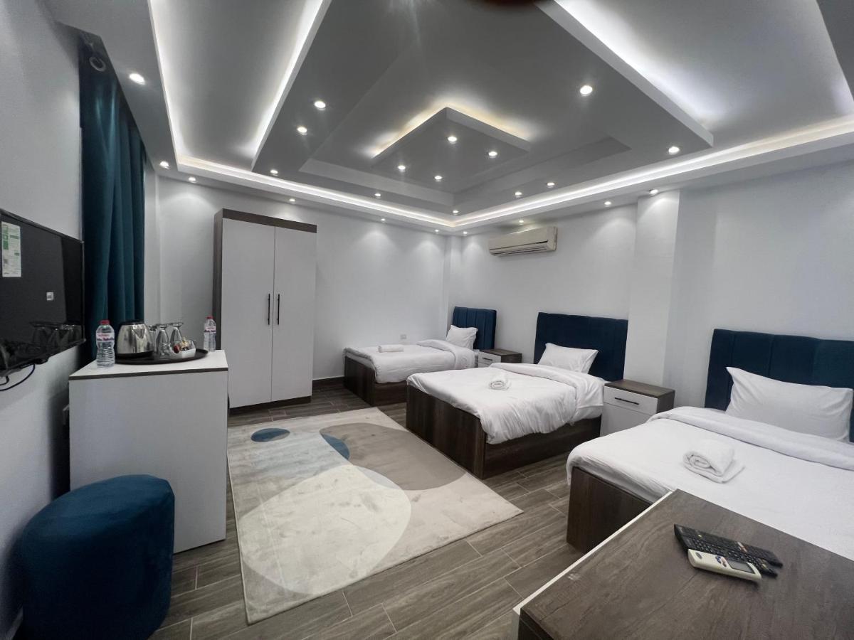 Premier Pyramids inn - image 3