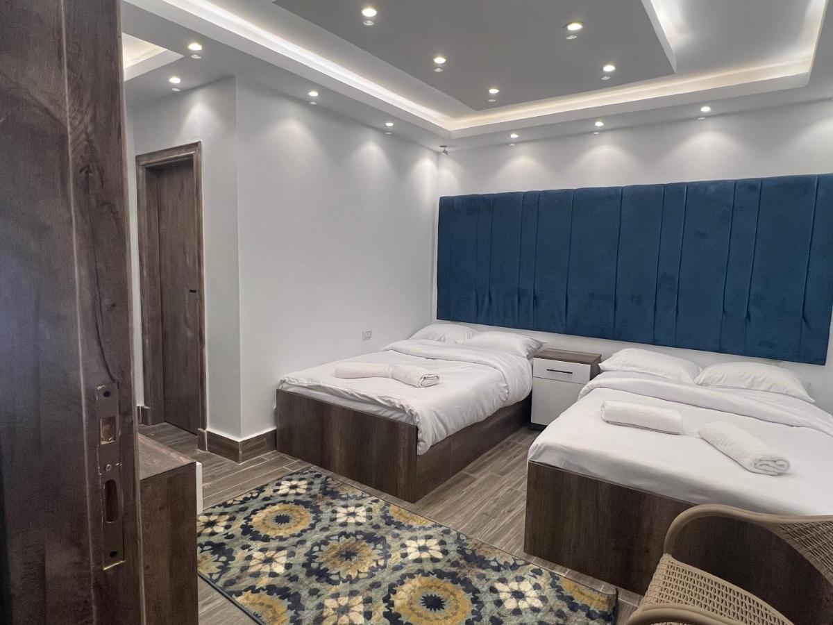 Premier Pyramids inn - image 5