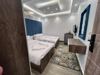 Premier Pyramids inn - image 7