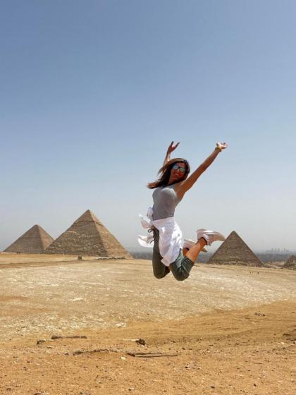 King hur pyramids inn - image 19