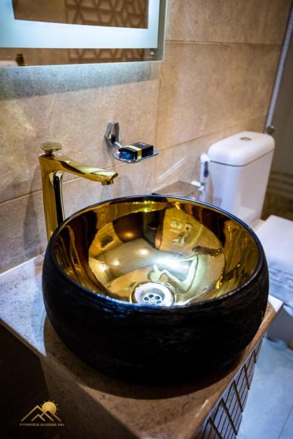 Pyramids sunrise inn - image 28