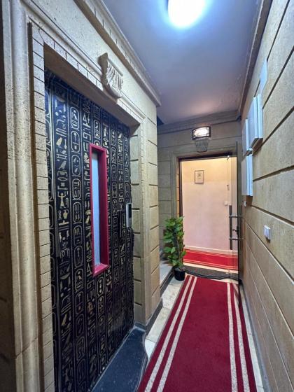 Crowne Pyramids view inn - image 22