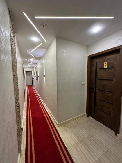 Crowne Pyramids view inn - image 24