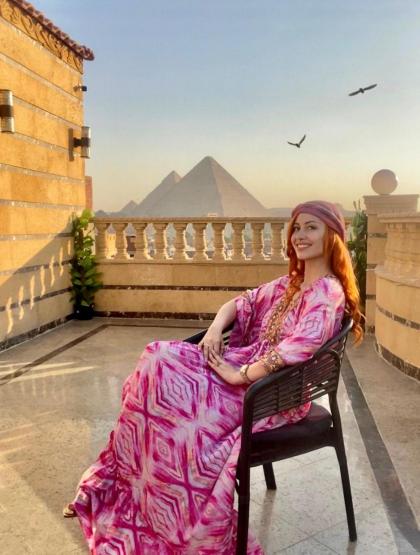 Crowne Pyramids view inn - image 3