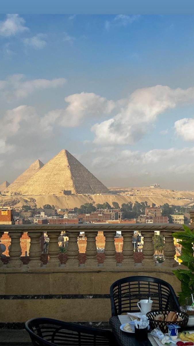 Crowne Pyramids view inn - image 5