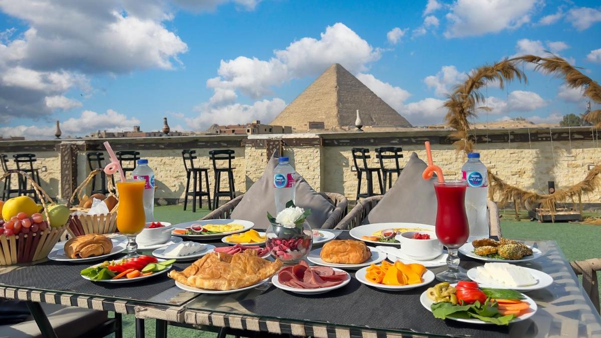 King Cheops Inn - Pyramid View - main image