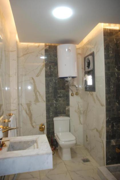 HADLA INN - image 12