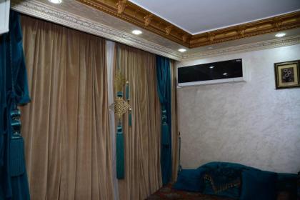 Crystal pyramid inn - image 11