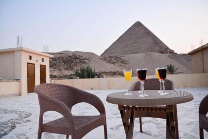 Crystal pyramid inn - image 21