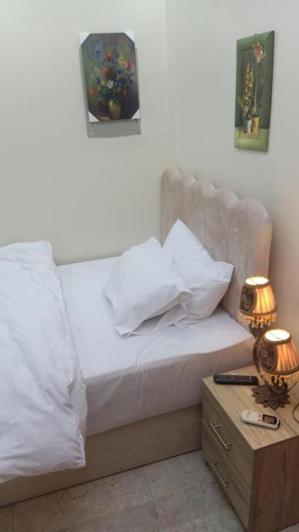 Crystal pyramid inn - image 30