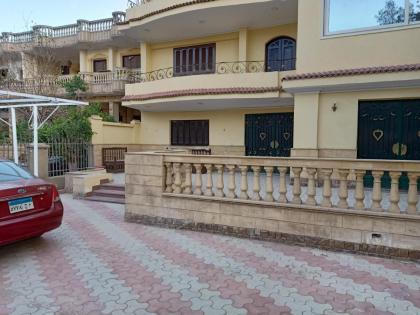 Crystal pyramid inn - image 7