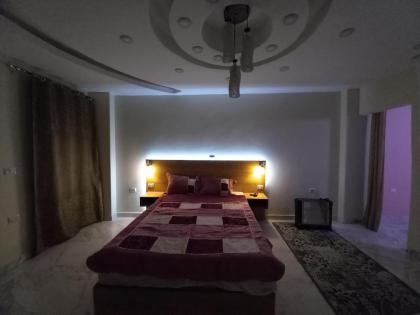 Hotel rooms overlooking the new museum - image 9