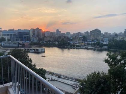 Nile View Apartment in Zamalek Stays - image 9