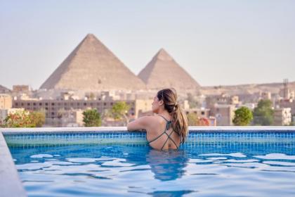 New Pyramid Front Hotel - image 4