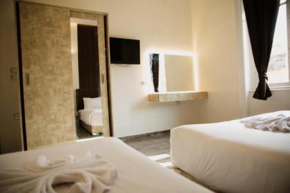 Tourist Palace Hotel - image 12