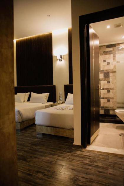Tourist Palace Hotel - image 17
