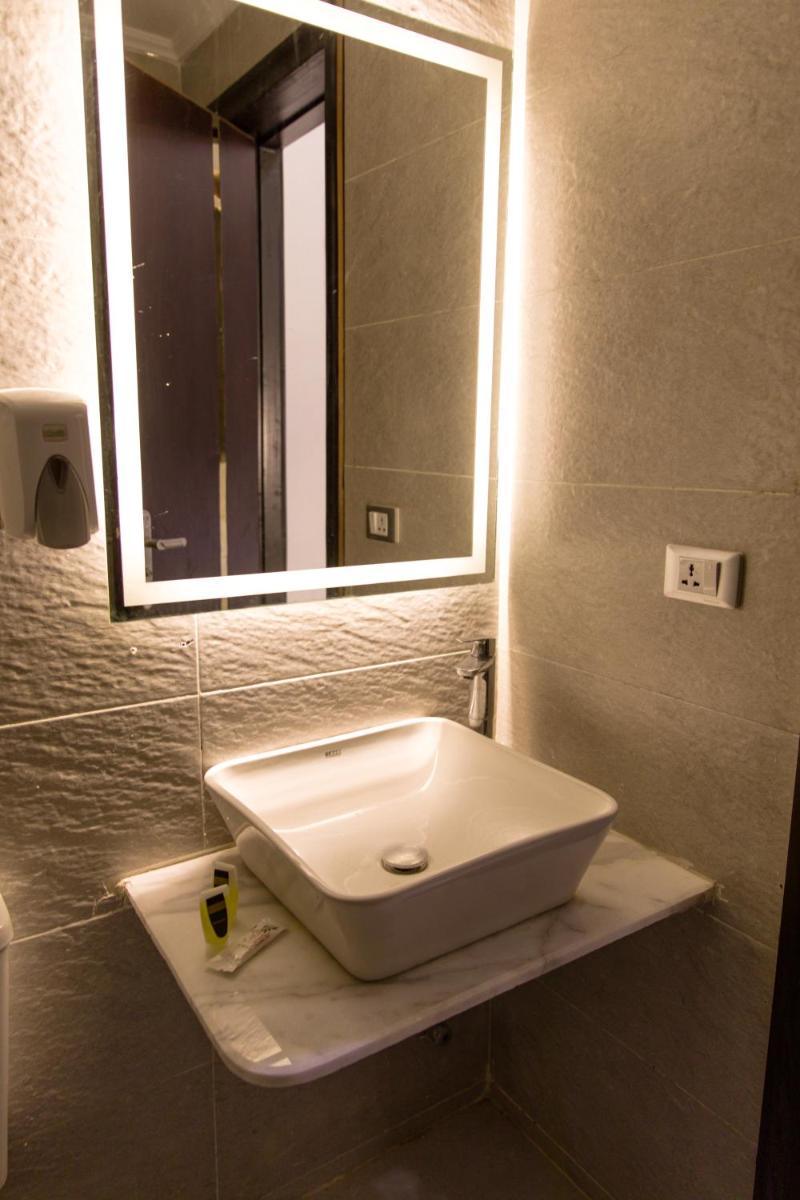 Tourist Palace Hotel - image 4