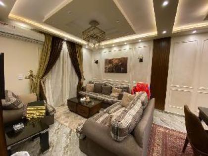 Newly finished apartment  - image 2