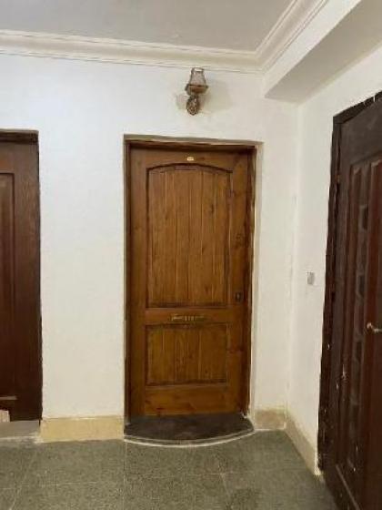 Newly finished apartment  - image 20