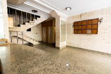 Oak Orchid Opulent 3BR Apartment - image 13