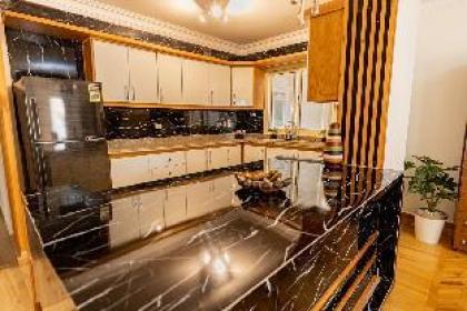 Oak Orchid Opulent 3BR Apartment - image 6