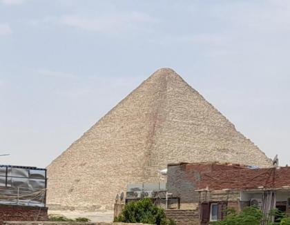 Rayan Pyramids View - image 3