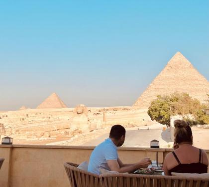 The Gate Hotel Pyramids - image 3