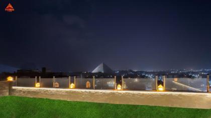 pyramids tower view inn - image 14