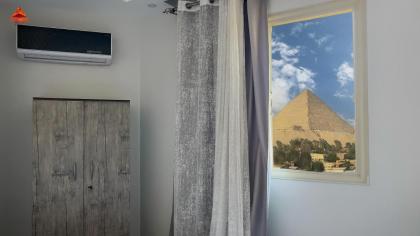 pyramids tower view inn - image 6