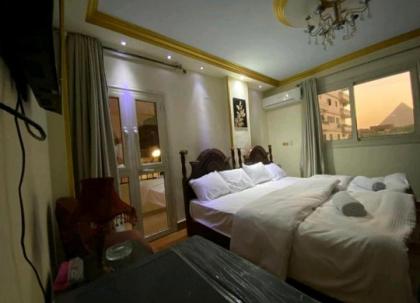 Pyramids Stay Inn