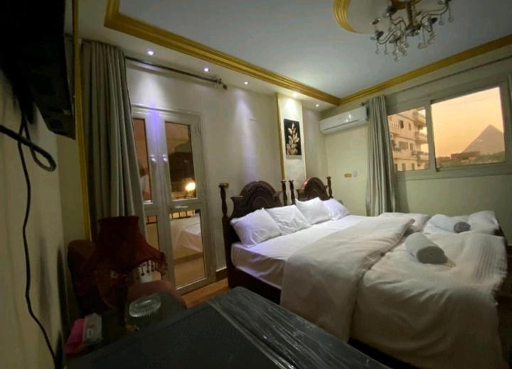 Pyramids Stay Inn - main image