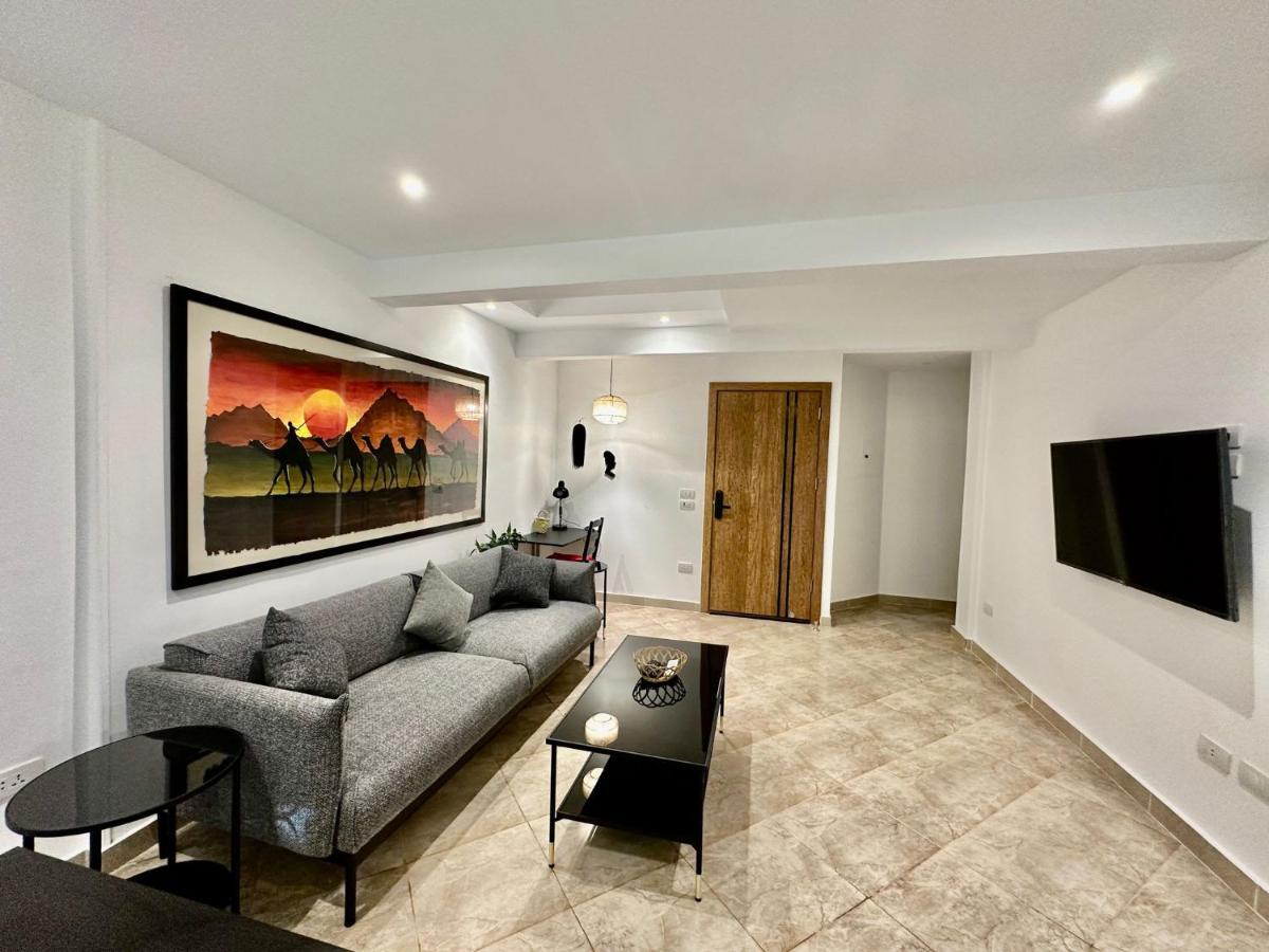 The Almazah Suite - image 2