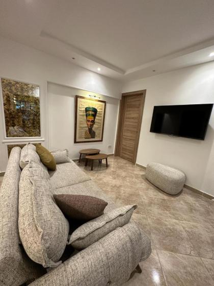Heliopolis Gardens - image 3