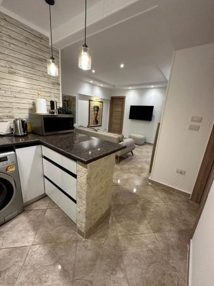 Heliopolis Gardens - image 8