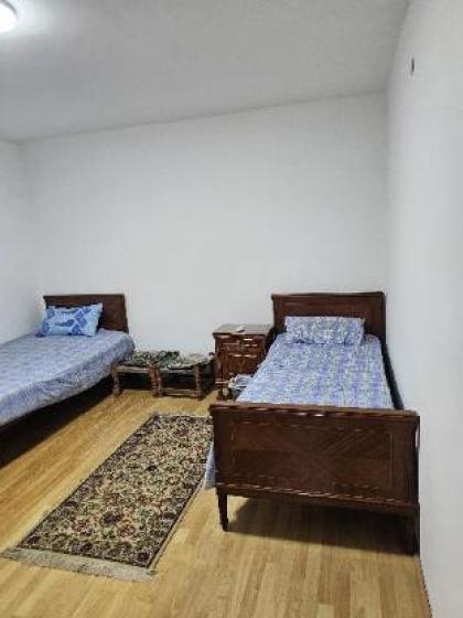 Lovely home - image 12