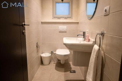 Cairo Festival Elegant 3BR Apartment - image 10