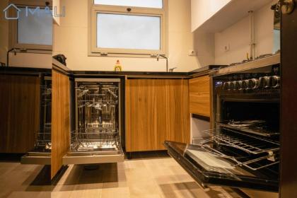 Cairo Festival Elegant 3BR Apartment - image 9