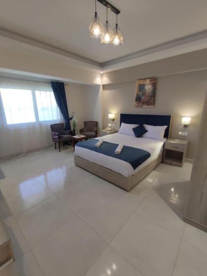 Jewel Plaza Hotel - image 6