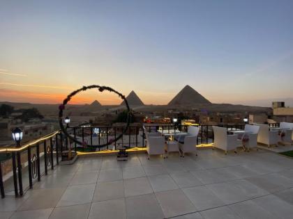 Perfect Pyramids View Inn - image 28