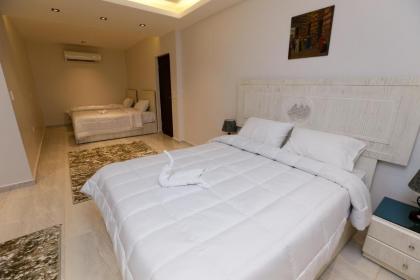 Pyramids Land Hotel - image 12
