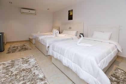 Pyramids Land Hotel - image 19