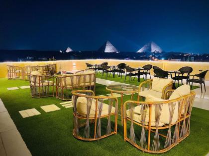 Palm Pyramids View INN - image 5