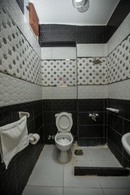 Sultan pyramids view INN - image 11