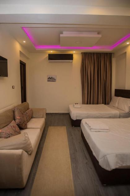 Sultan pyramids view INN - image 2