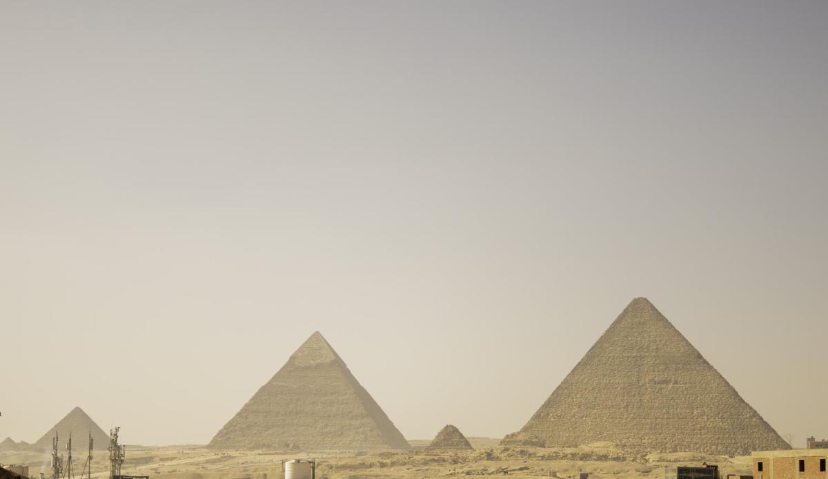 Pyramids fort view hotel - main image