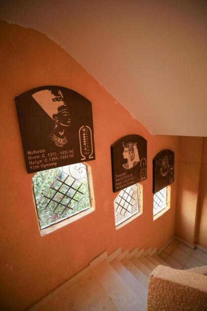 El Khalil Pyramids Inn - image 3