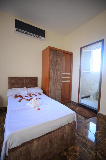 El Khalil Pyramids Inn - image 4