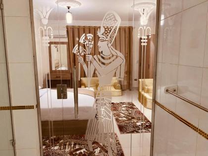 Elite Pyramids View Apartments - image 6