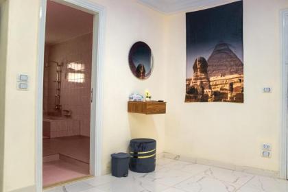 Royal Pyramids & Museum Guest House - image 12
