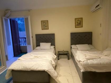 Royal Pyramids & Museum Guest House - image 25